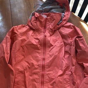 Mountain Hardwear Raincoat